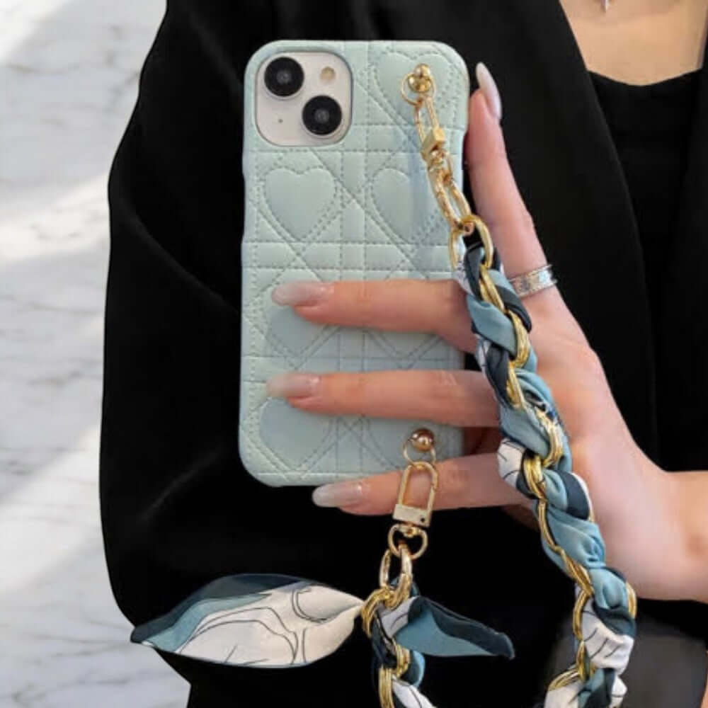 Polie - Elegant Blue Chain Heart Case